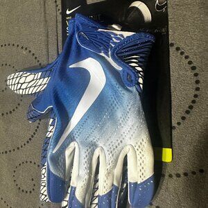 NIKE VAPOR KNIT FOOTBALL GLOVES SIZE 2XL ENGINEERED SKILLS UNISEX NWT $60.00